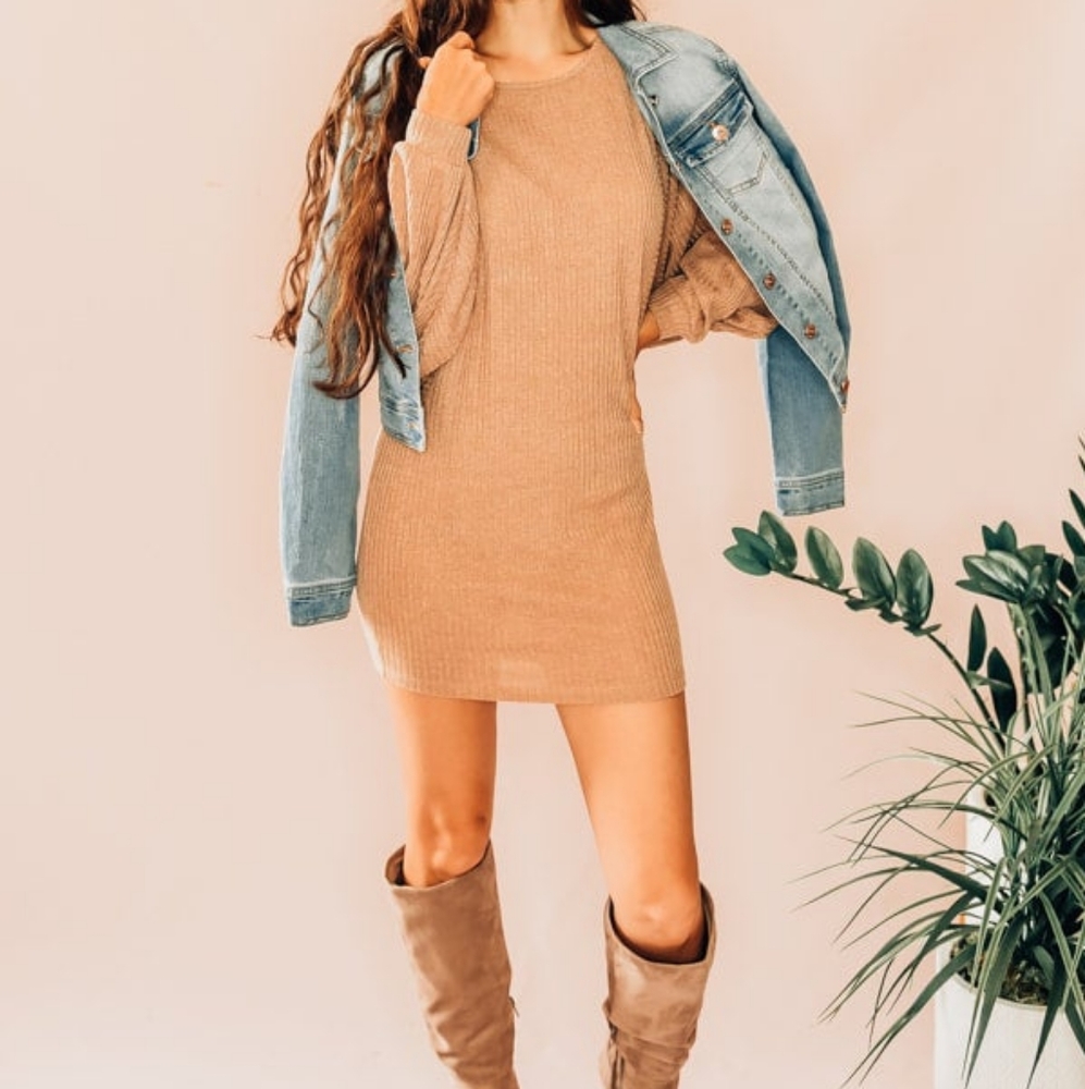 TAN DOLMAN SLEEVE SWEATER TUNIC